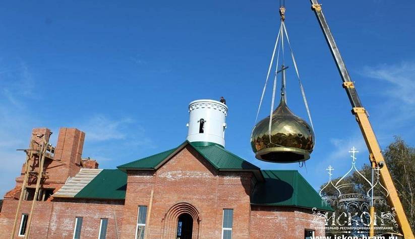 Изготовление и монтаж барабана с куполом на храм Александра Невского в Ледово, Московской области
