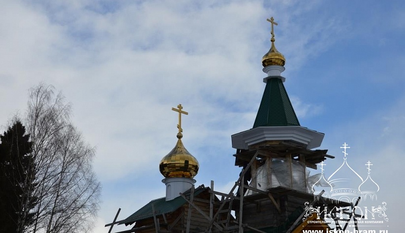 Изготовление и установка барабанов и куполов на колокольню и храм преподобного Серафима Саровского в поселке Хохлово