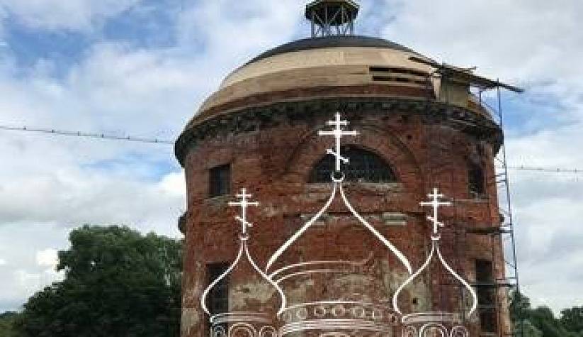 Купол с крестом для церкви Рождества Христова в селе Рождествено, Владимирской области
